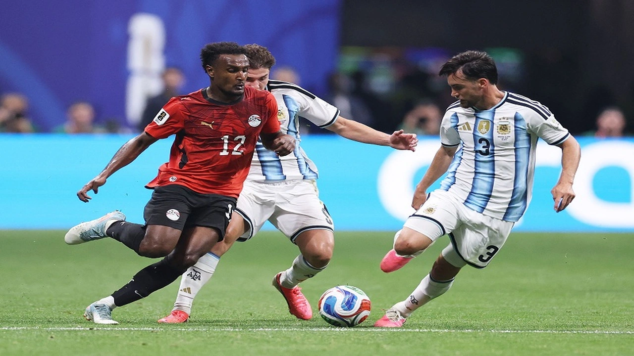هتام حسن ينضم لمنتخب مصر: كواليس مثيرة بخلافات حسام حسن